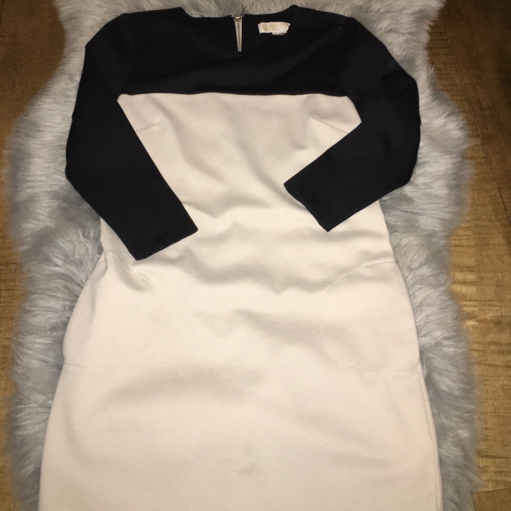 Michael Kors Size 4 dress. Like new, worn once !