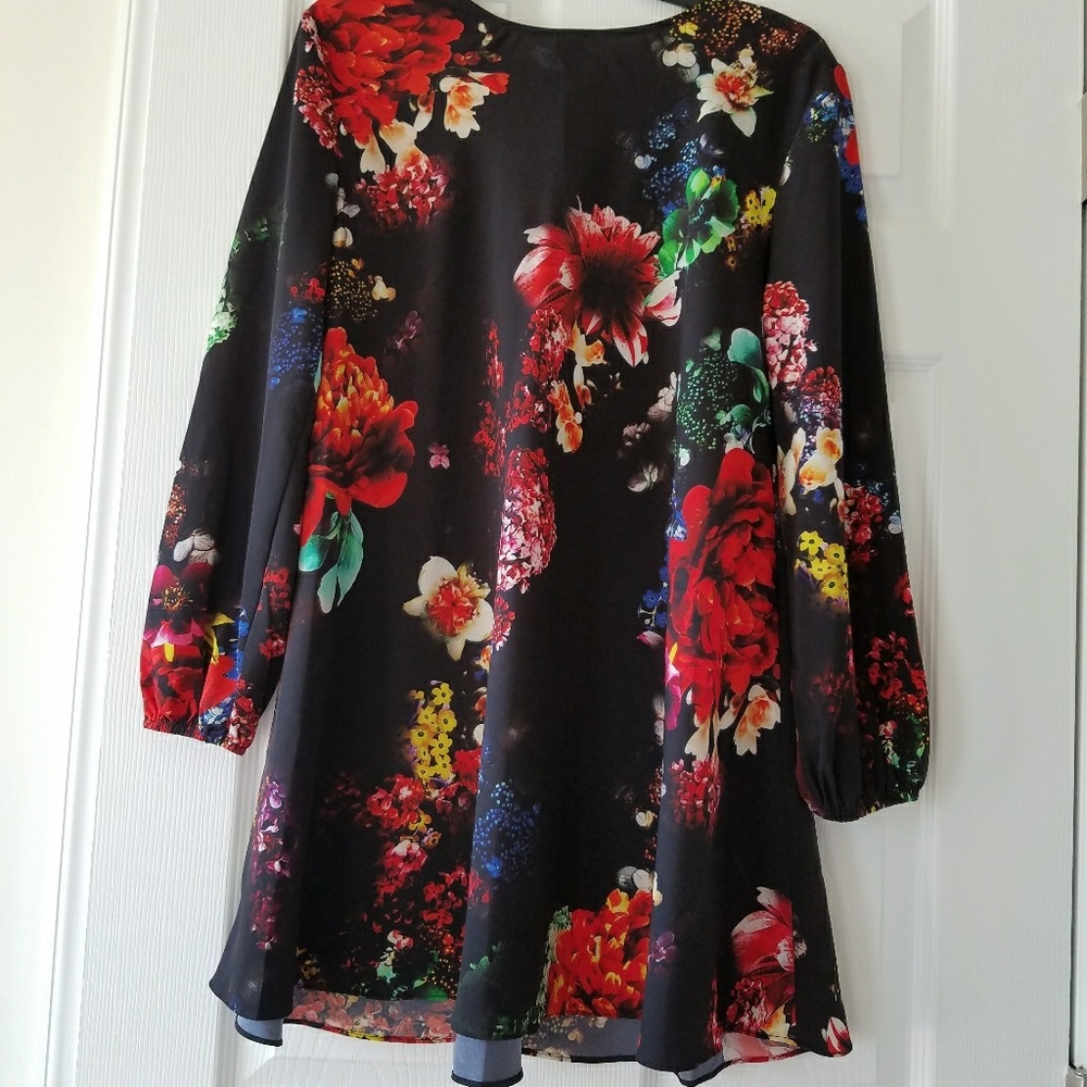Floral long sleeve dress - Picture 5 of 6
