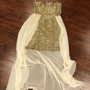 Sparkly gold prom dress