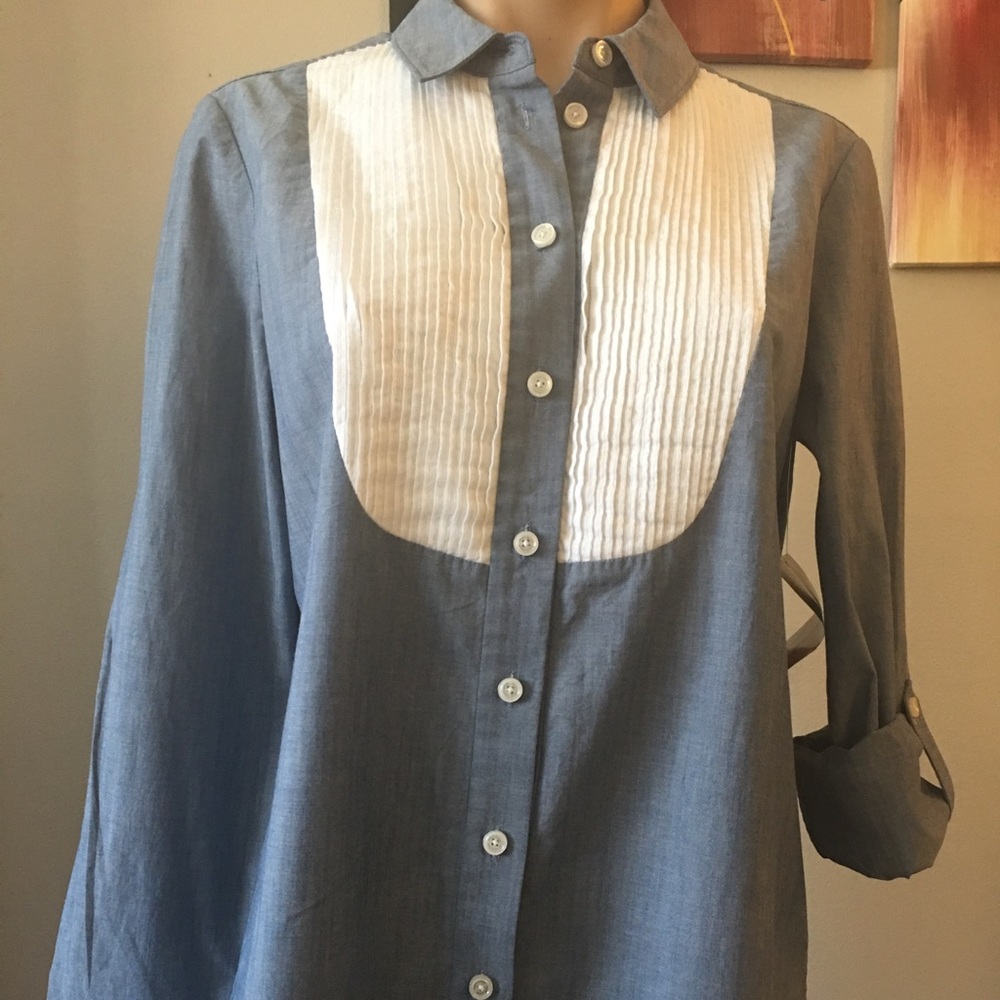 ❌SOLD❌Kate Spade Chambray Button Down Denim Shirt
