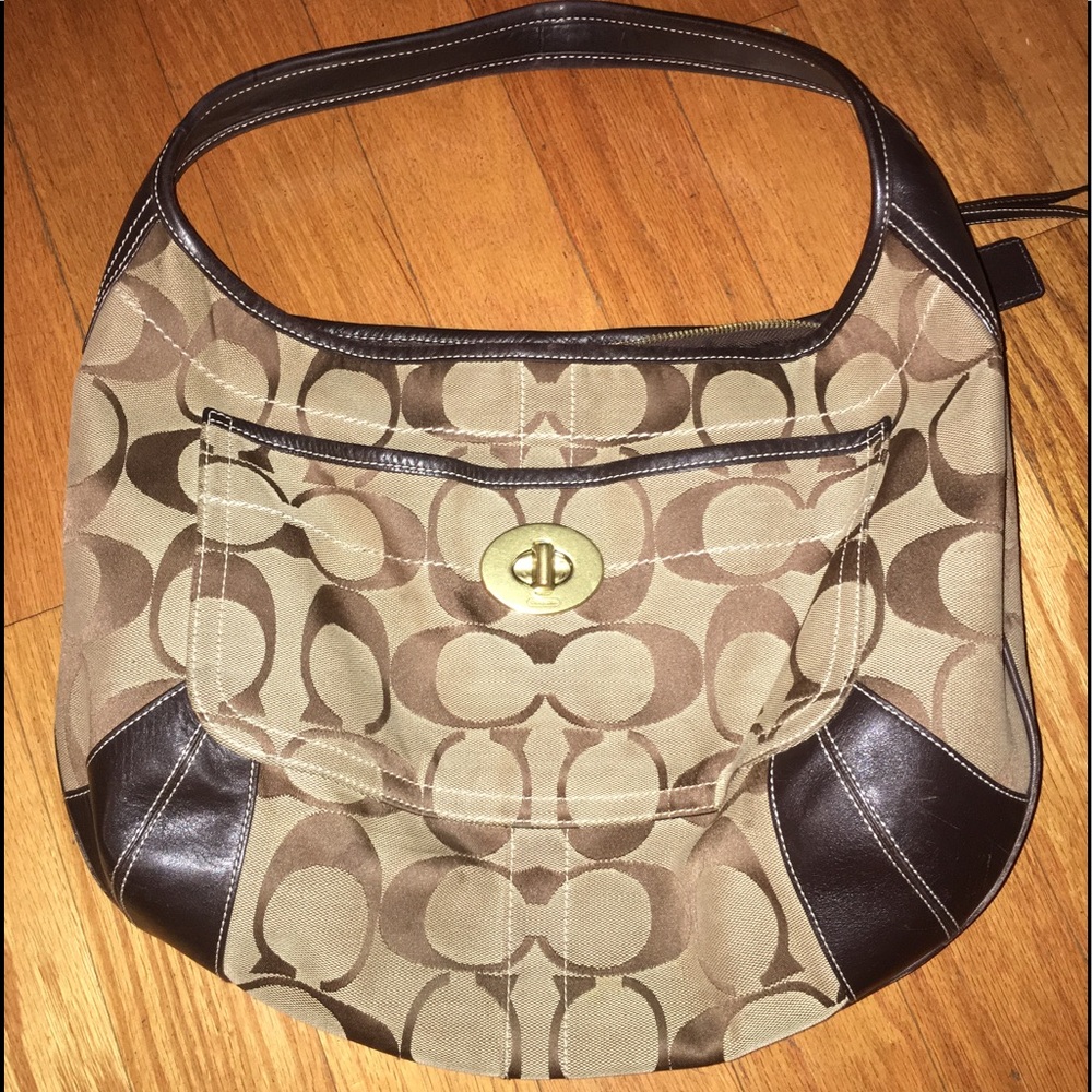 Coach purse! PRICE IS NEGOTIABLE!