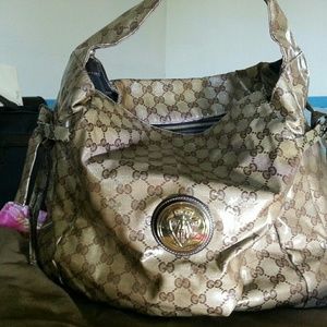Authentic  Gucci purse