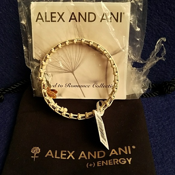 NEW Alex & Ani Gypsy 66 Wrap Bracelet Off White - Picture 5 of 5