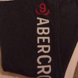 Abercrombie & Fitch sweats