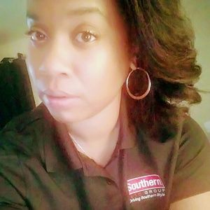 Meet your Posher, Joanie