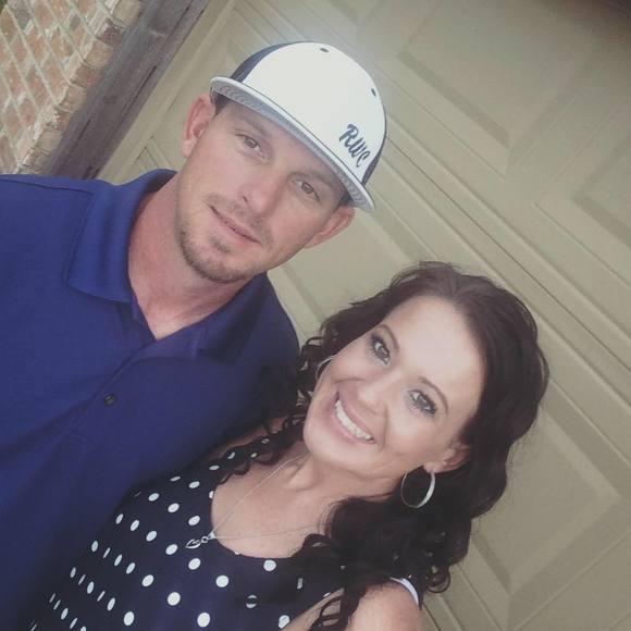 Meet your Posher, Jennifer - Picture 1 of 1