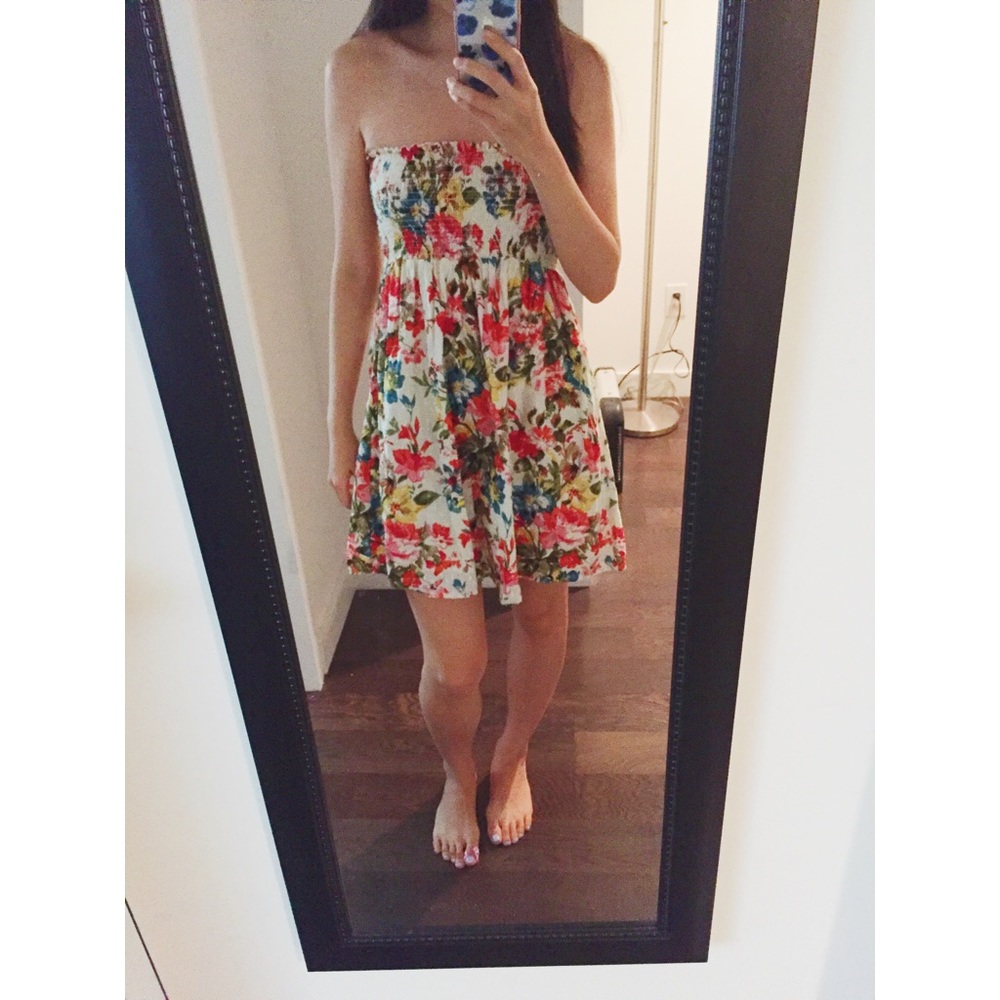 NWOT! Forever 21 Floral Strapless Dress | Size S