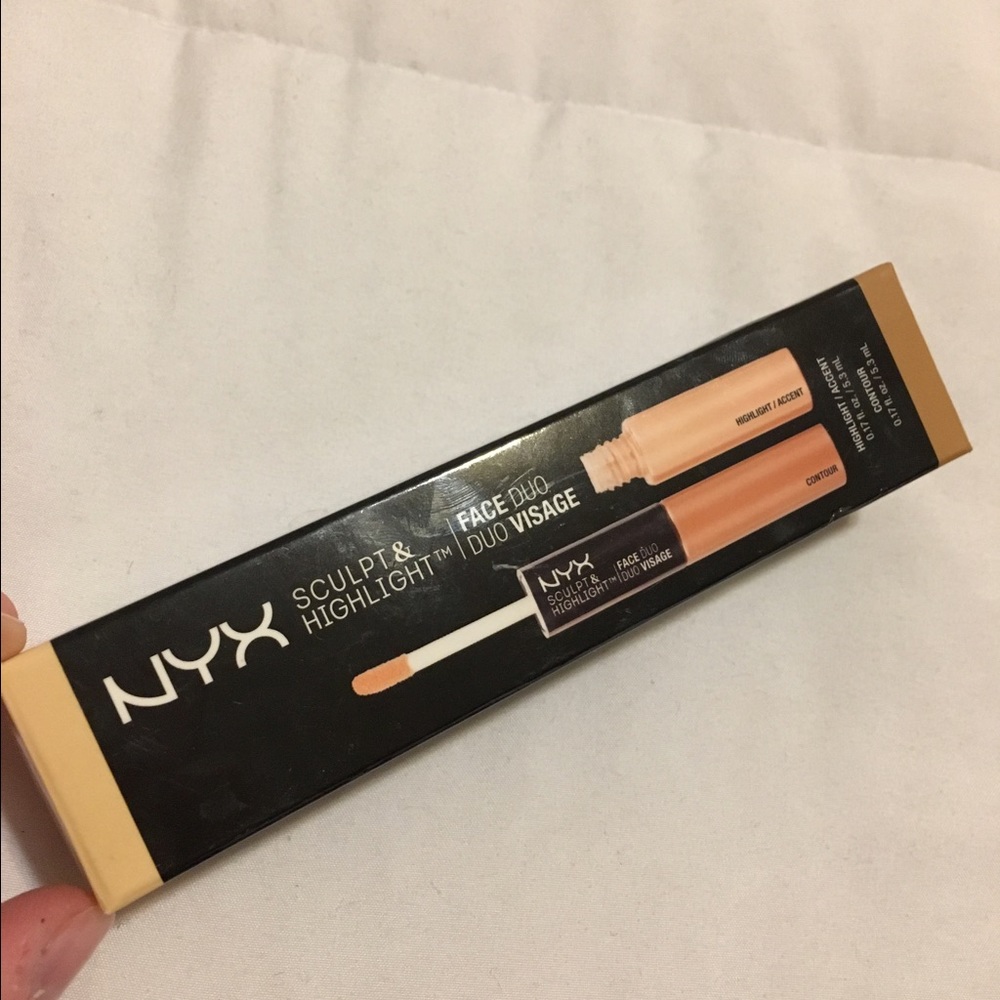 NYX Sculpt and Highlight Face Duo