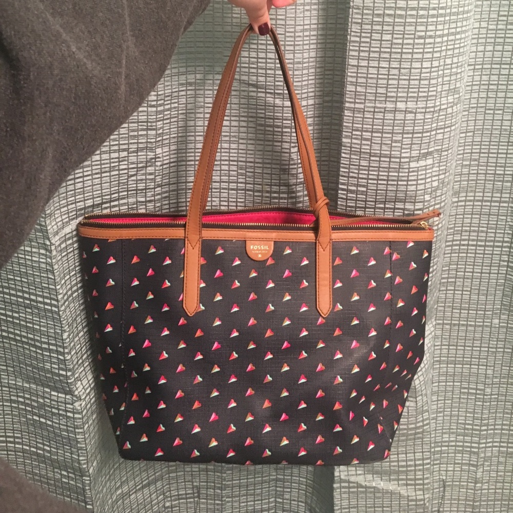 Fossil summer tote!!