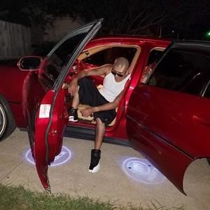 Meet your Posher, Malik