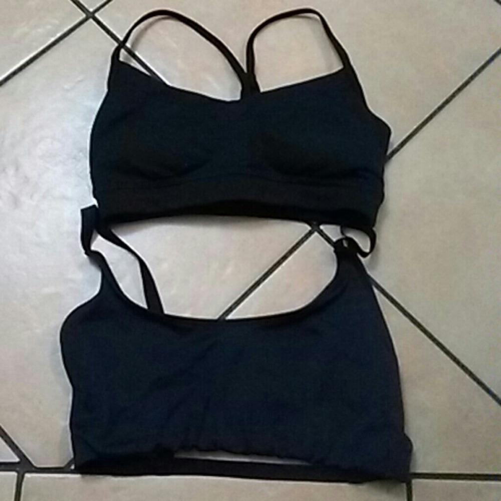 2Sports bras*