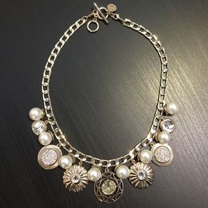 Gorgeous WHBM statement necklace