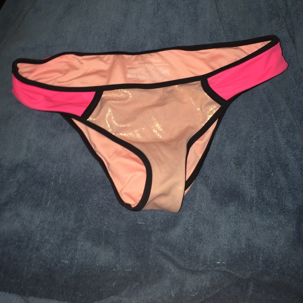 VS Bikini Bottom