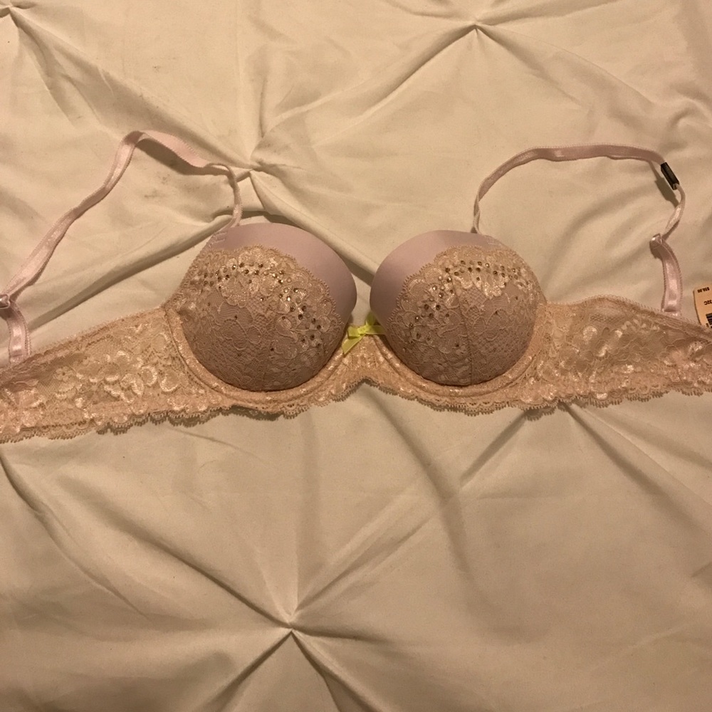 NWT! Victoria Secret Bra