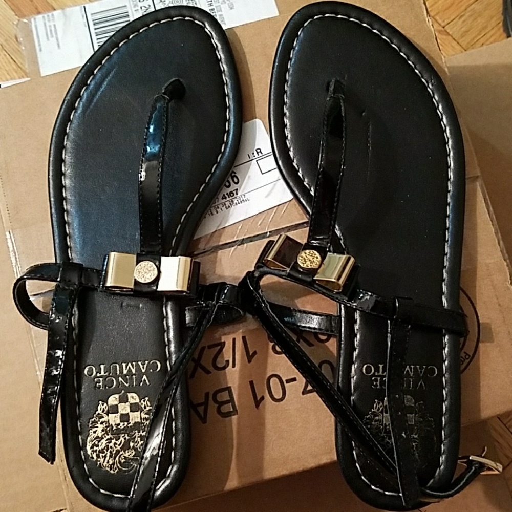Vince Camuto black sandals