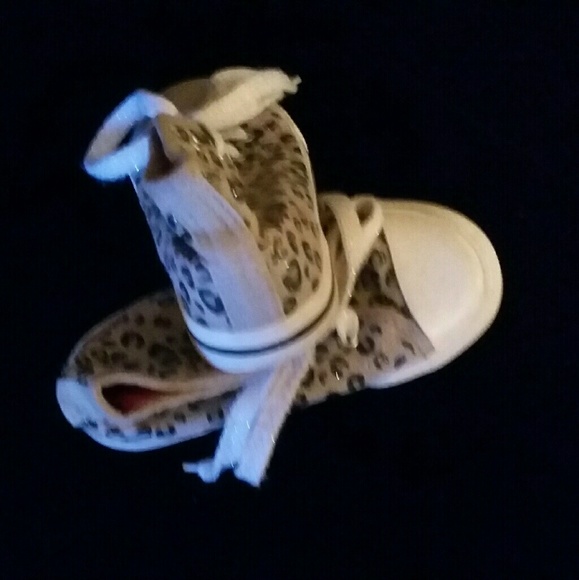 Kidget's girl's high top leopard print sneakers - Picture 2 of 4