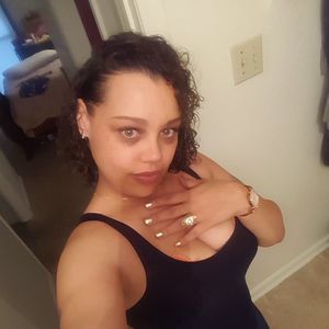 Meet your Posher, Latosha