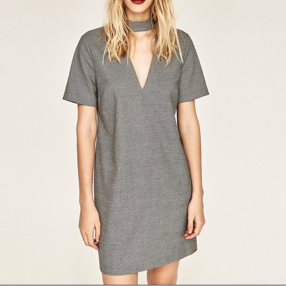 Zara DRESS WITH CHOKER NECK