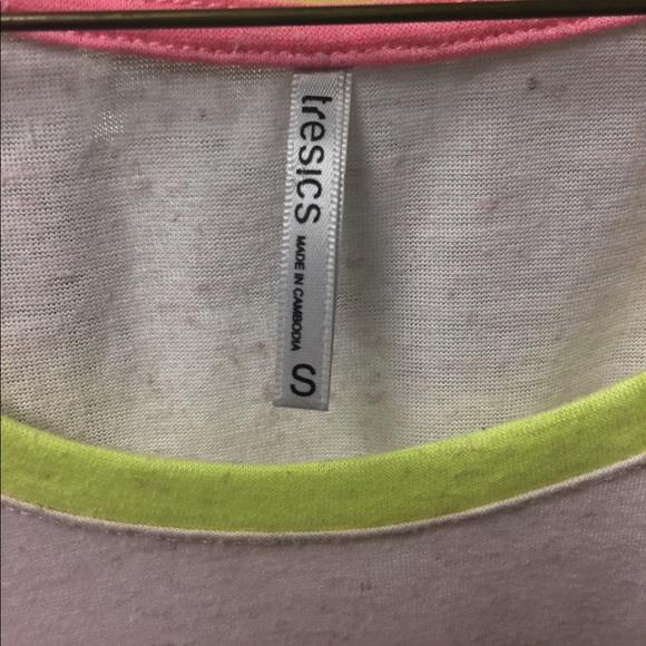 Spring Pocket Top - Picture 4 of 4