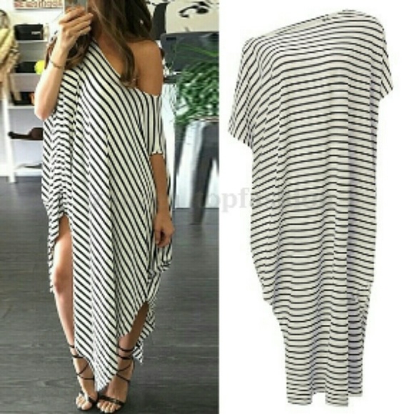 Maxi - Picture 2 of 5