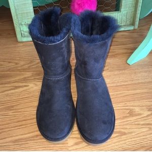Navy blue bow uggs