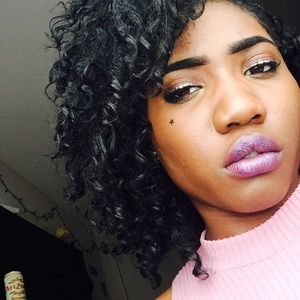 Meet your Posher, Khaliah