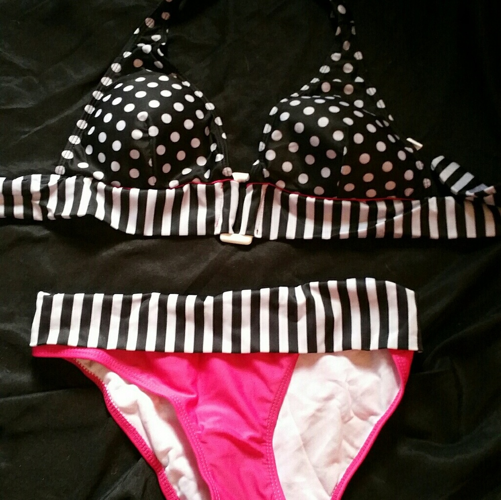 S O L D Bikini