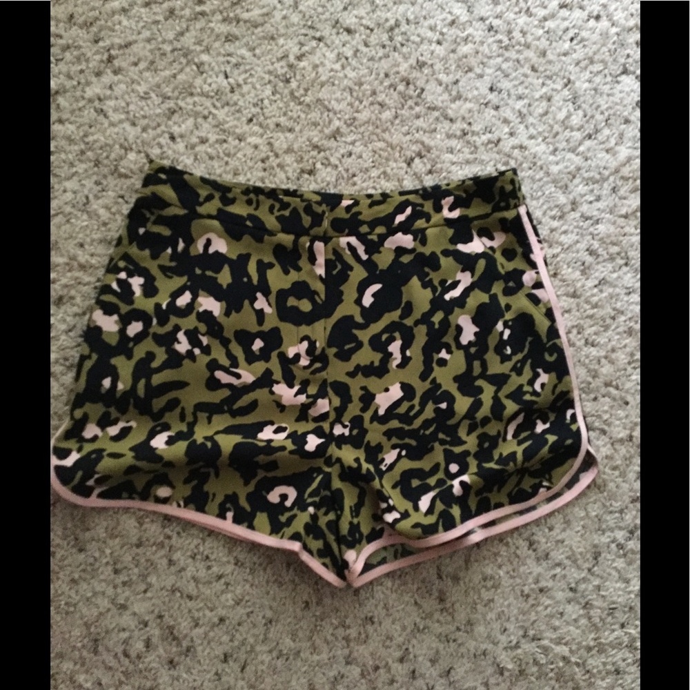 Topshop  Pink Camouflage Shorts