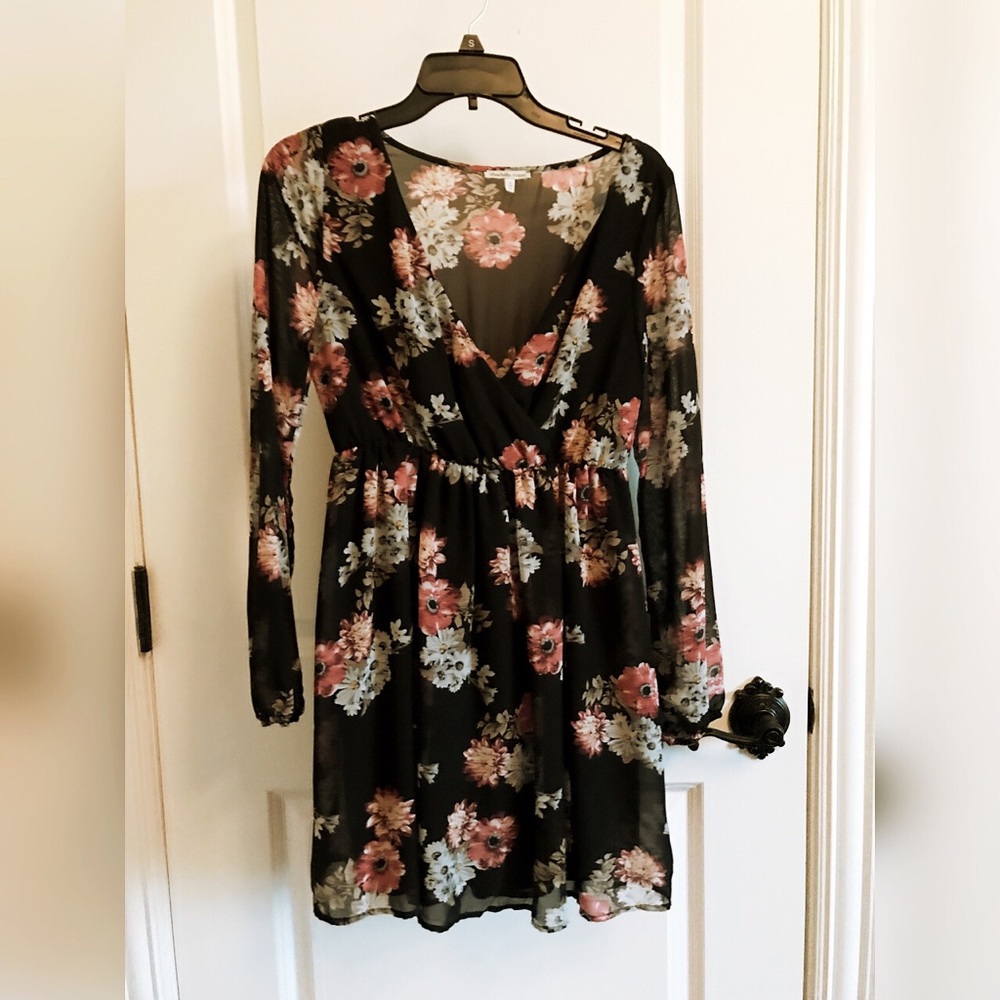 NWOT‼️ Charlotte Russe - perfect for any season!