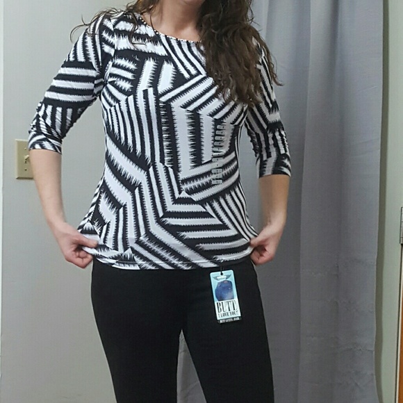 Ruby Rd. | Tops | Ruby Road Black And White Geo Print Top | Poshmark