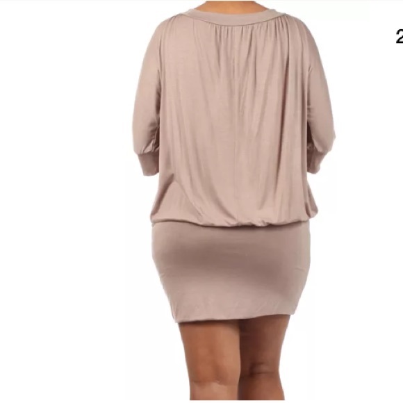 Plus Taupe Pleated Banded V-neck Mini Dress NEW - Picture 3 of 3