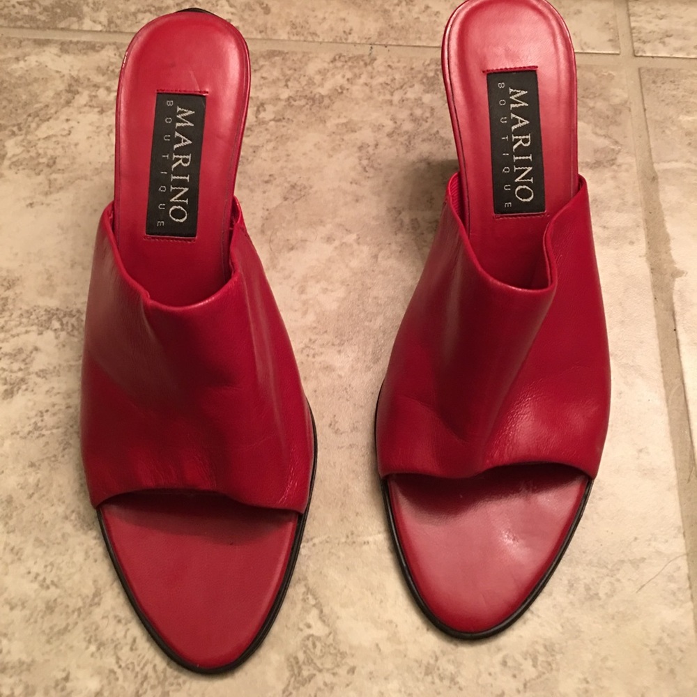 Red open toe heels perfect with a sundress!