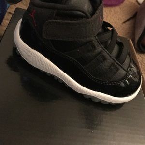 Jordan 11 72-10 size: 6c
