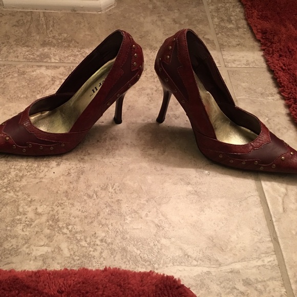 Unique Red Wine Colored High Heels - Picture 4 of 4