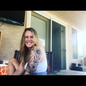 Meet your Posher, Riley