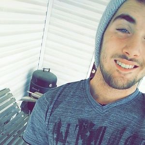 Meet your Posher, Clayton
