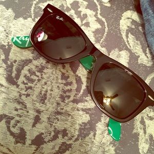 Ray-ban Wayfarers