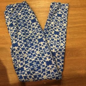 LuLuRoe One Size Leggings!
