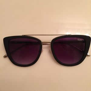 Brand new quay Australia sunglasses!!