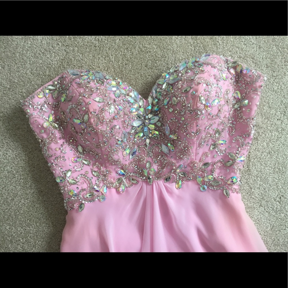 Prom dress - Picture 3 of 3