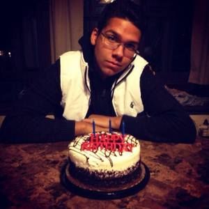 Meet your Posher, Christian