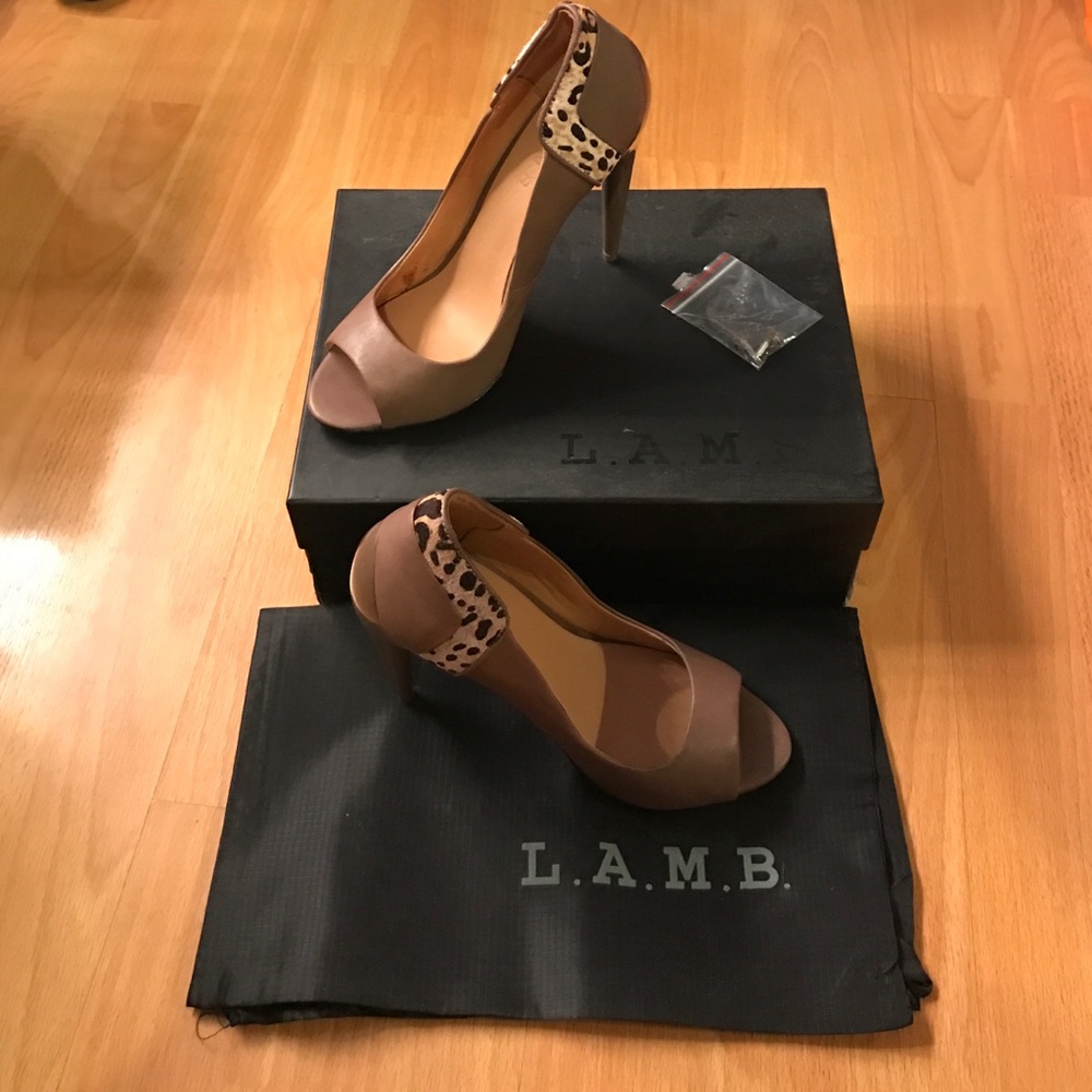 L.A.M.B Dora Heels size 8