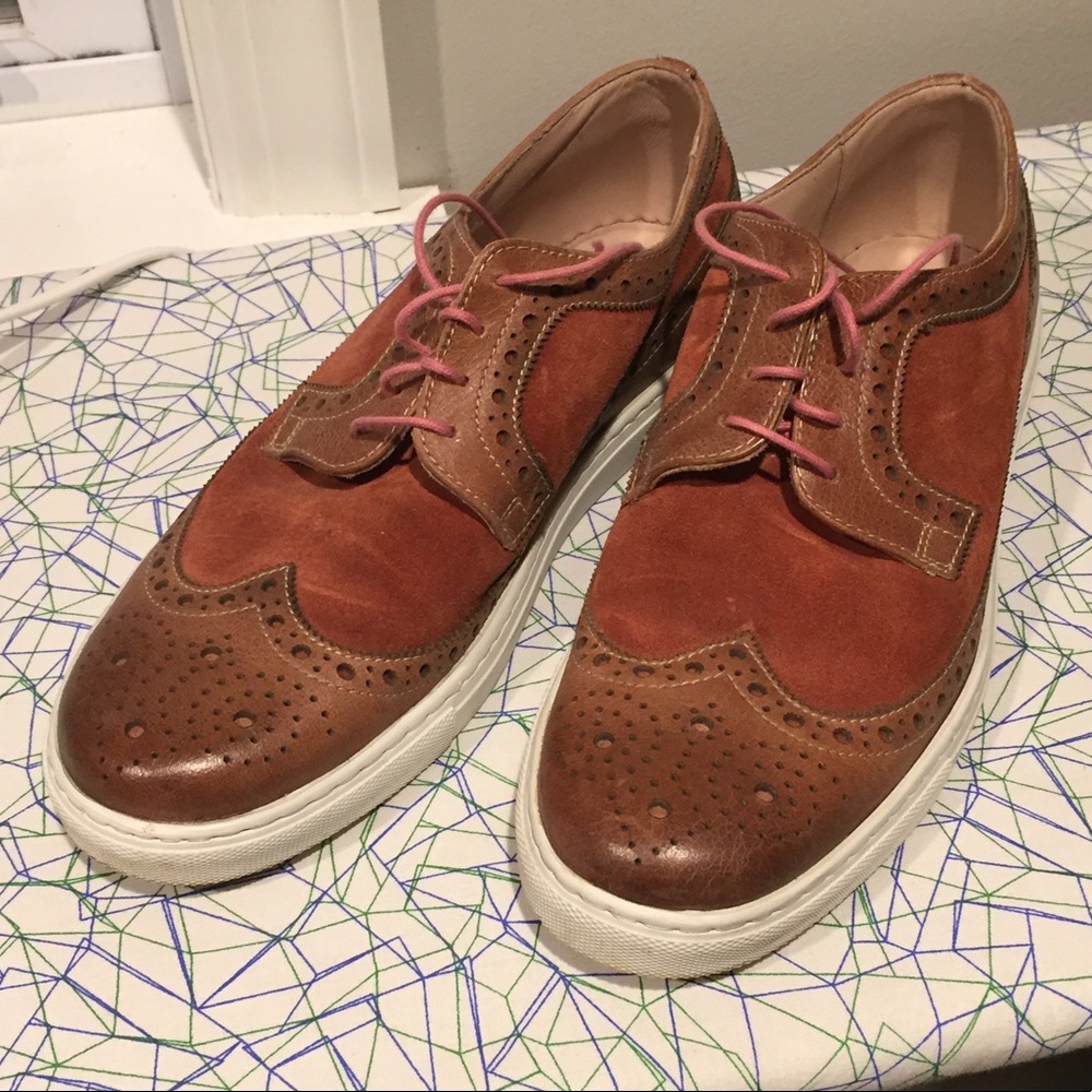 Elite women's shoes size 9