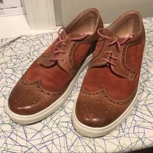 Elite women's shoes size 9