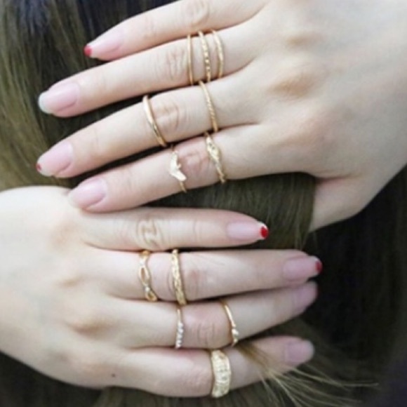 HOST PICK 🍾 Antique style 12 piece Midi Ring Set - Picture 2 of 8