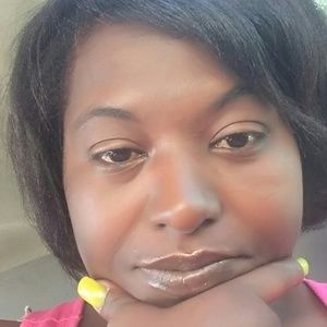 Meet your Posher, Richelle