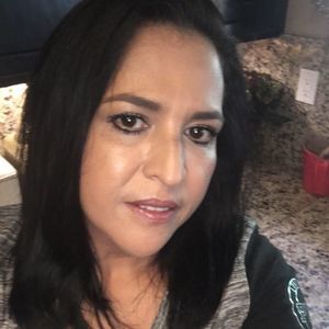 Meet your Posher, Rosalva