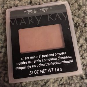 Mary Kay Sheer Mineral Pressed Powder
