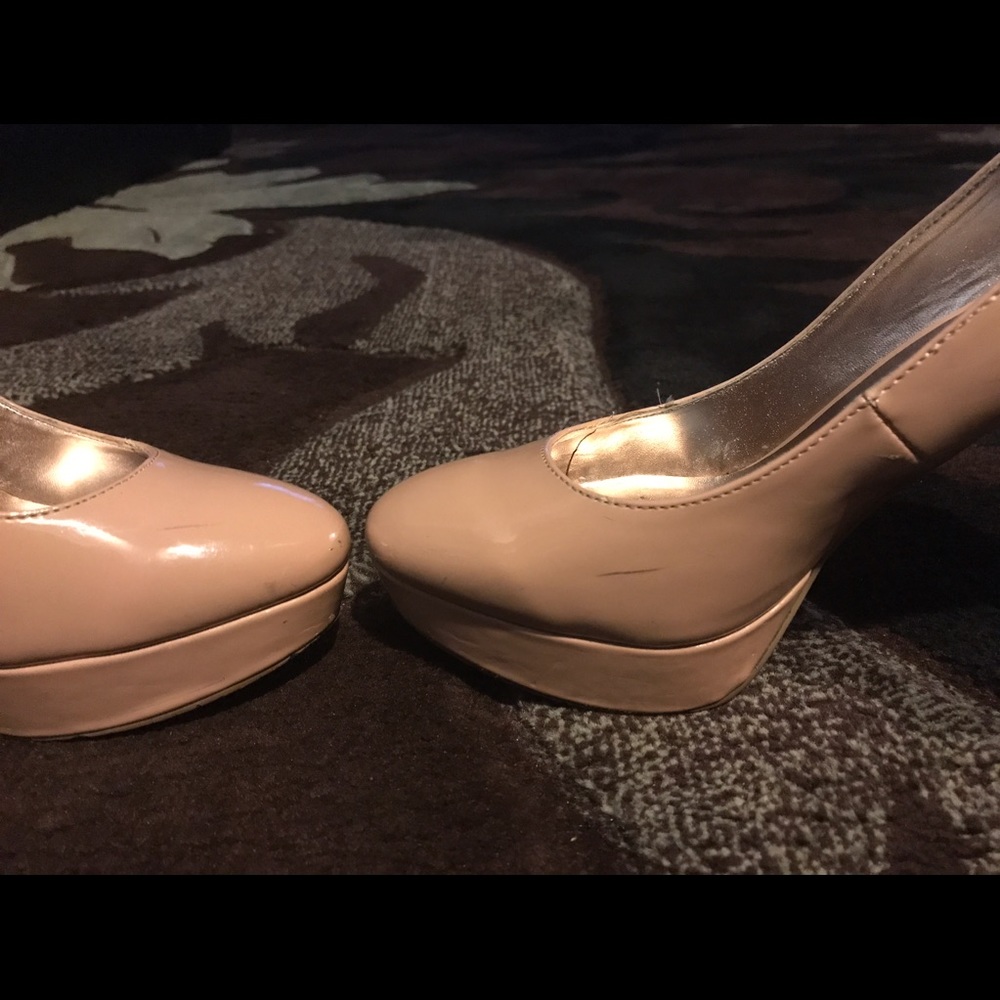 Shoes - Picture 5 of 5