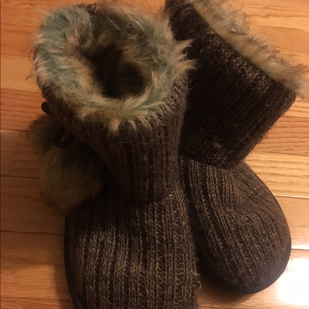 Rocketdog Fuzzy Boots